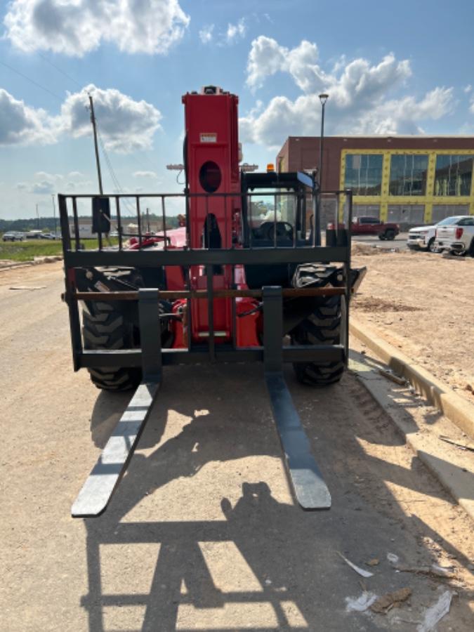 2025 MANITOU MTA1055