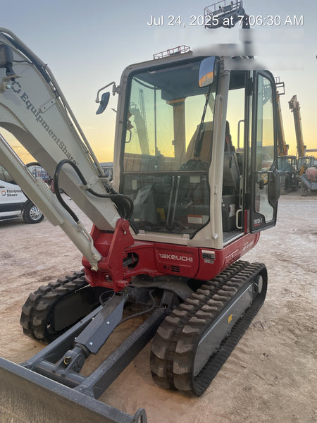 2025 TAKEUCHI TB235-2CR