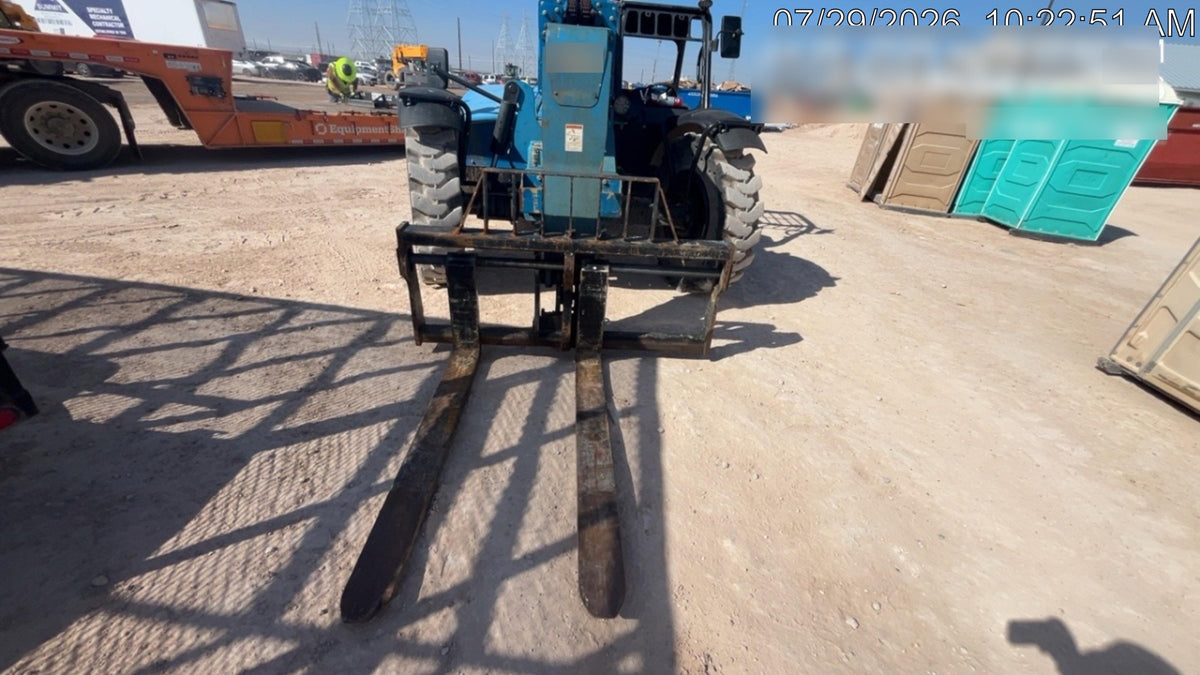 2019 Genie GTH-636 Canopy, Solid RT Tires, LED Work Lights, Beacon 60" QA Carriage, 48" Forks