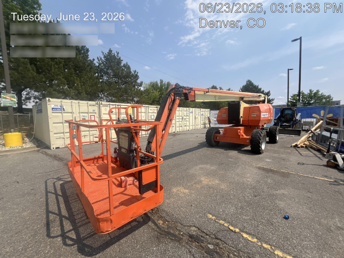 2020 JLG 800AJ