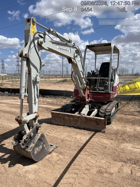 2022 TAKEUCHI TB235-2R