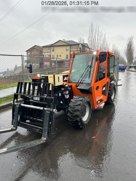 2025 JLG 519