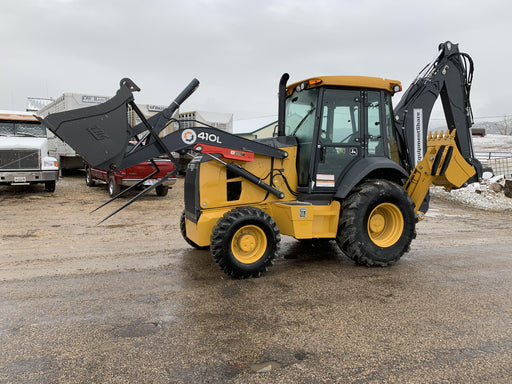 2019 John Deere 410L 4WD, CAB/HVAC, Standard Dipperstick, ISO Controls, Rear Aux Hydraulics, Manual QC w/1.5 Yd Bucket w/Forks, 24" Bucket
