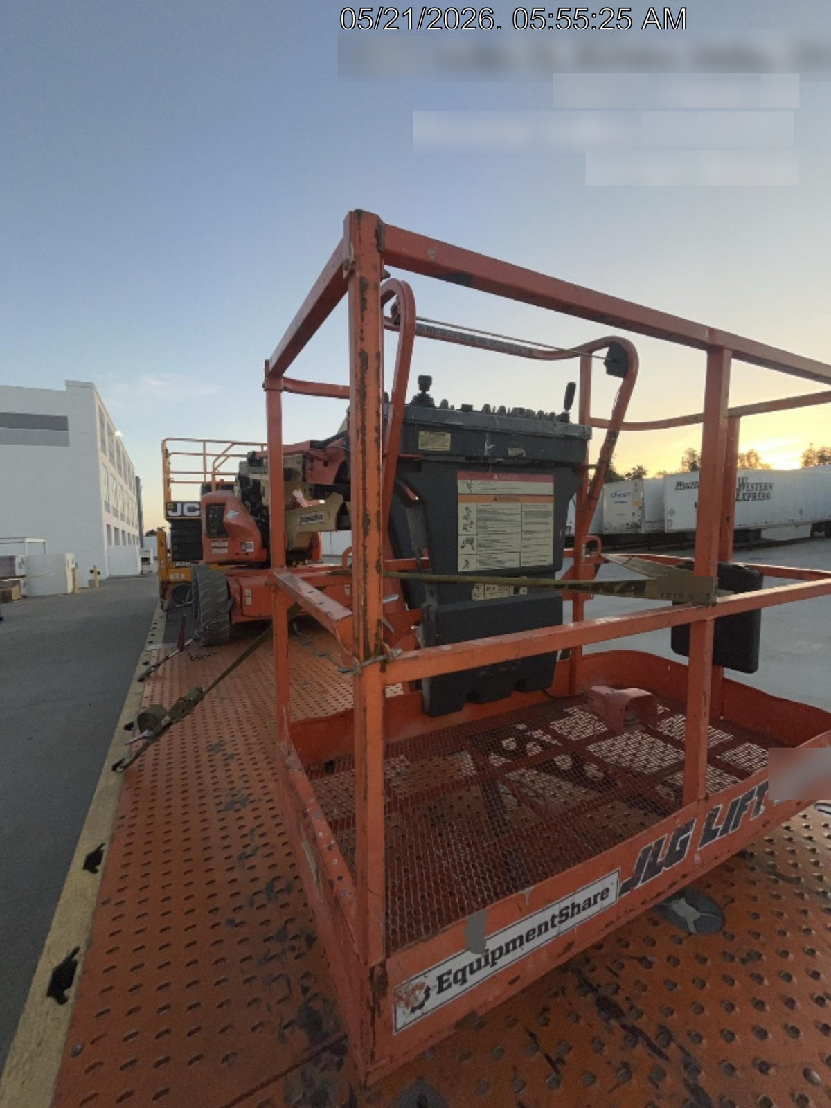 2019 JLG E450AJ