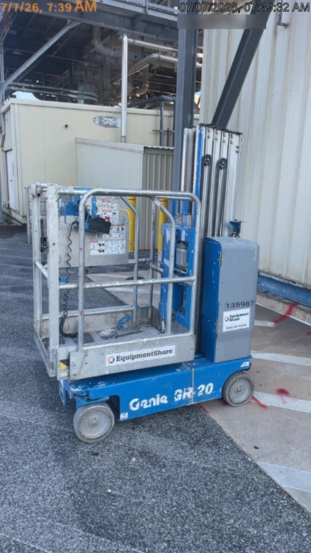 2021 GENIE GR-20