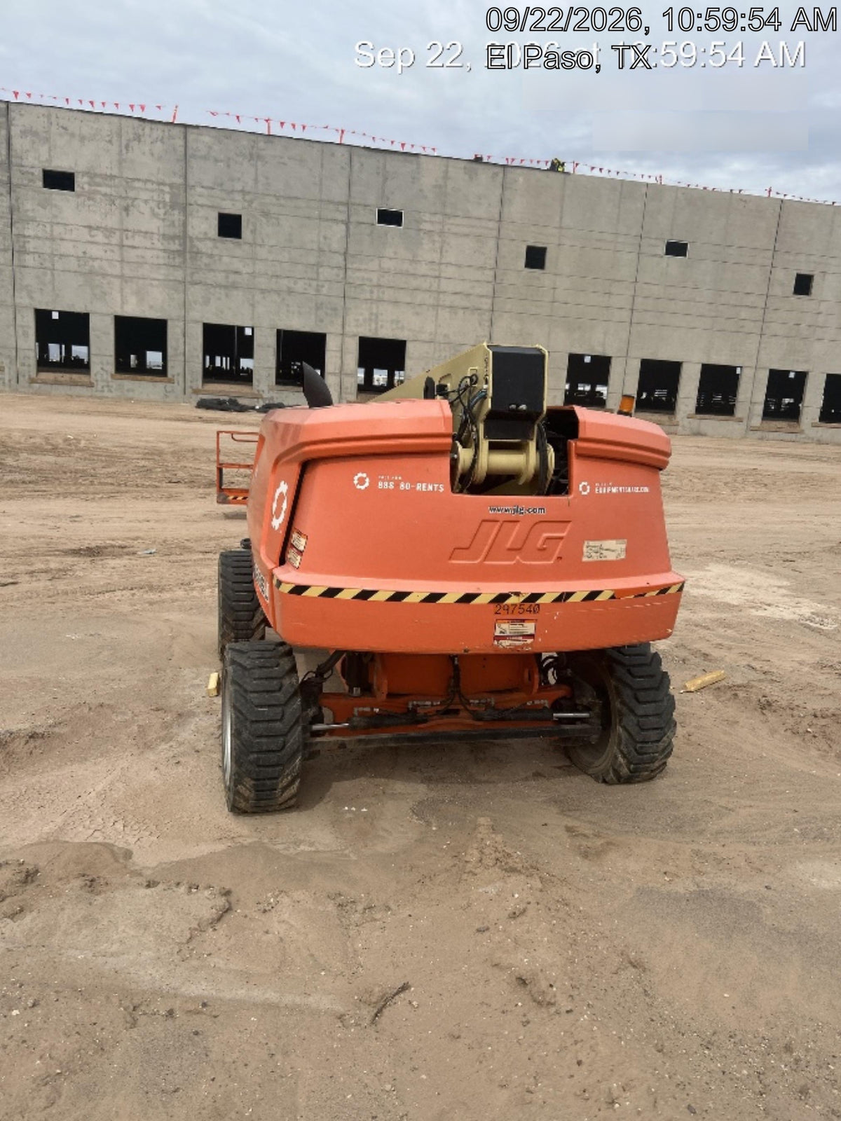 2023 JLG 660SJ
