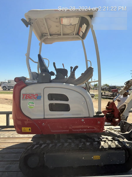 2022 TAKEUCHI TB20e
