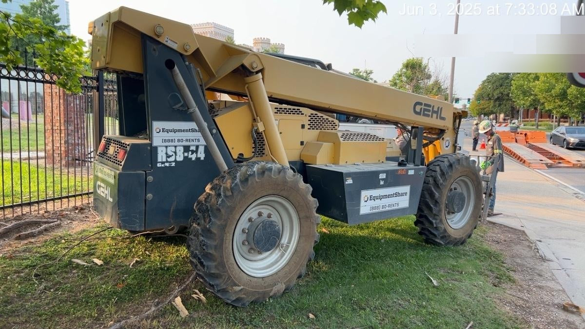 2016 Gehl RS8-44 Standard Rental Specs