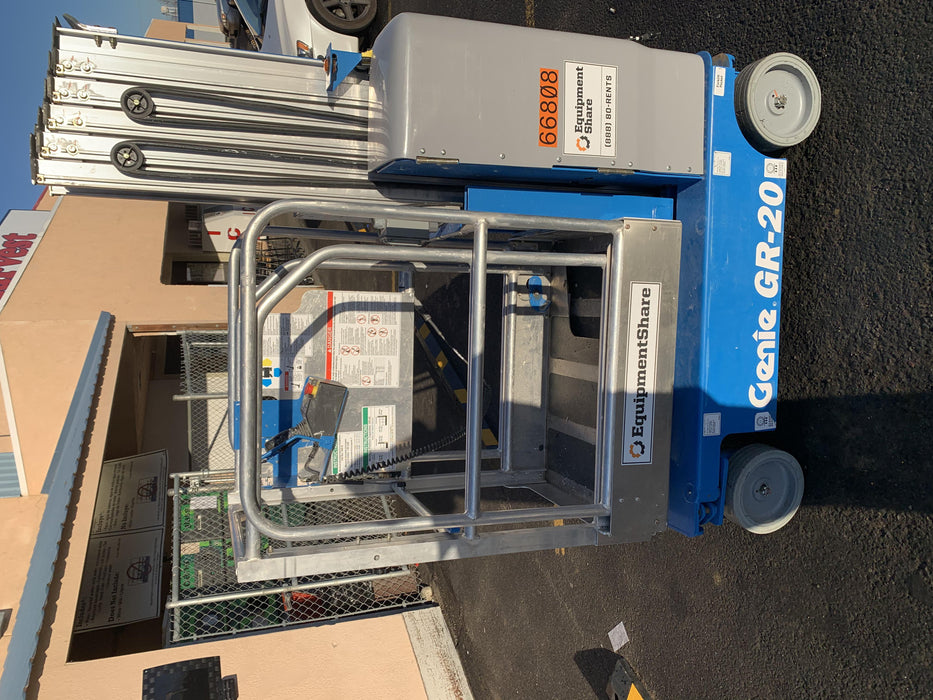 2020 GENIE GR-20