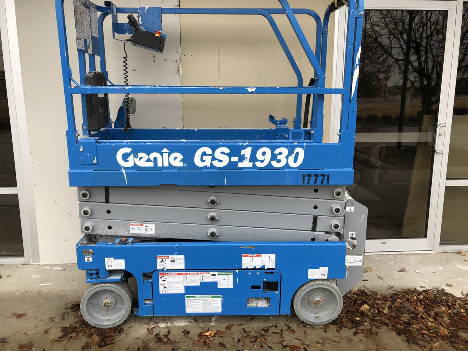 2018 Genie GS-1930 Genie GS-1930 w/Fixed Rail, Chain Entry