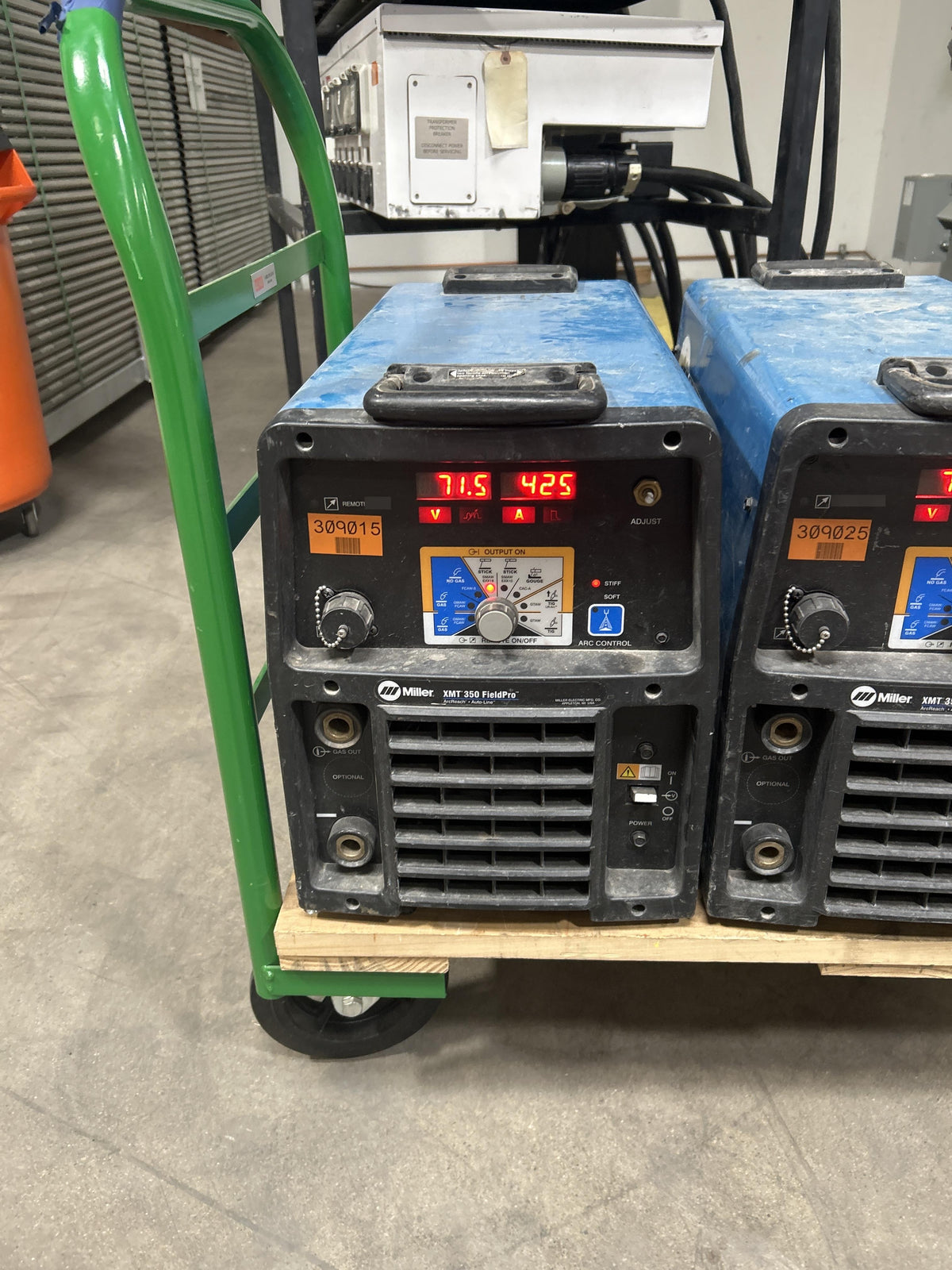 2023 MILLER ELECTRIC XMT 350