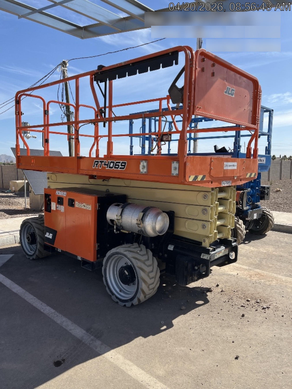 2022 JLG RT4069