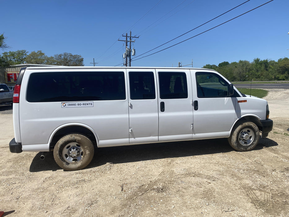 2023 CHEVROLET Express Van - Rental