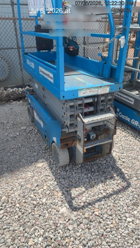 2019 Genie GS-1930 Fixed Rails with Chain Entry