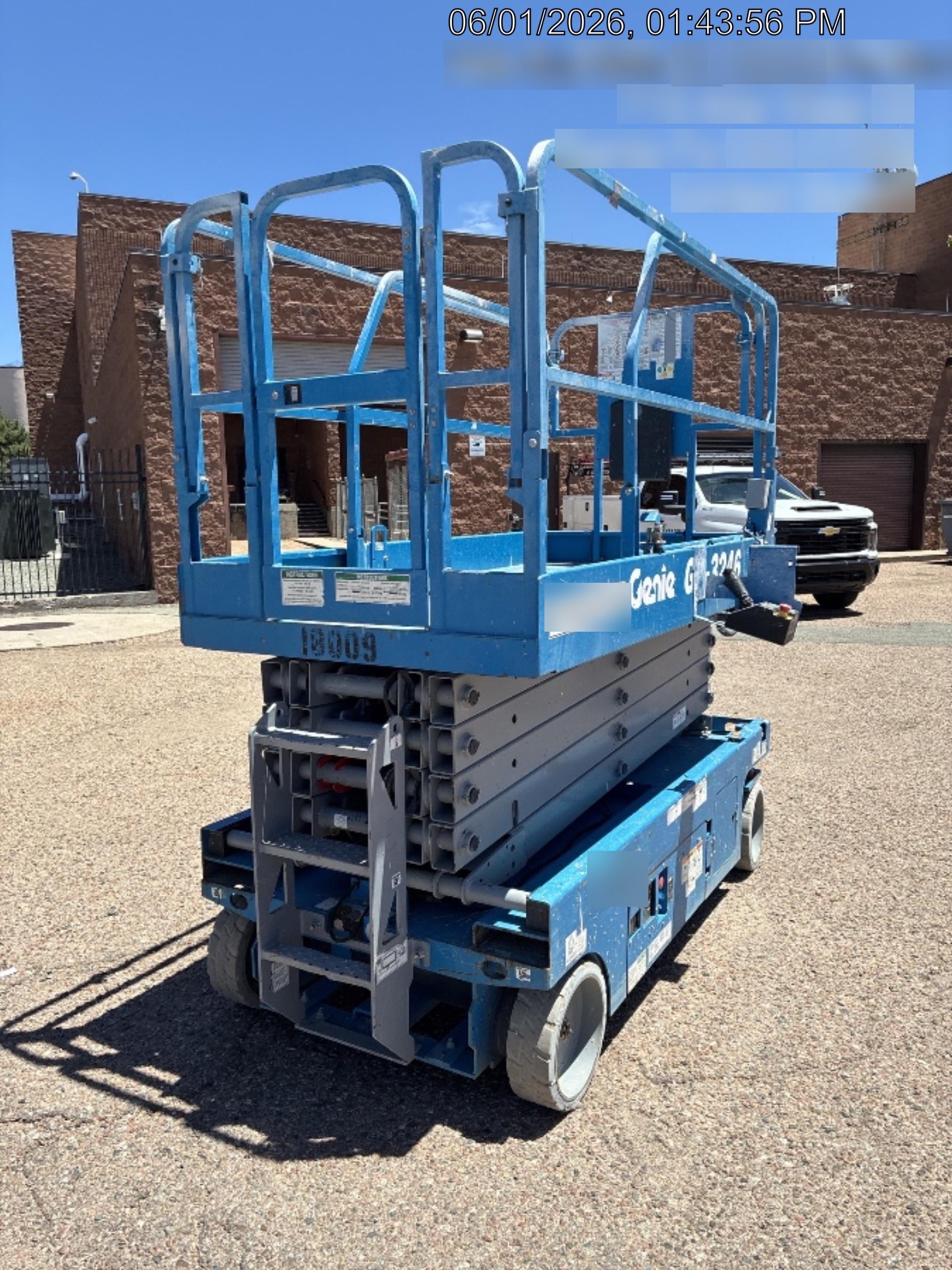 2018 Genie GS-3246 Genie GS-3246 w/Folding rails, Full height swing gate