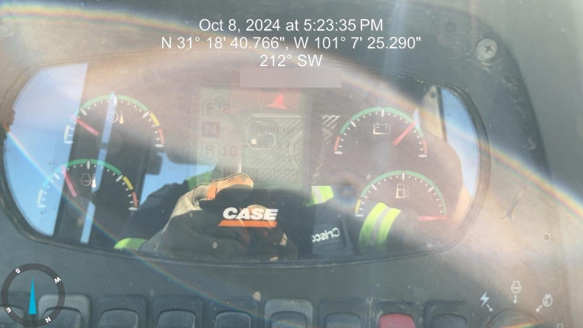 2015 CASE 2050M