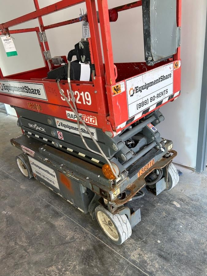 2021 SKYJACK SJ3219