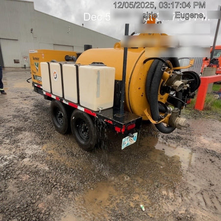 2022 Vac-Tron LP573XDT T4 Koehler Diesel Engine, 500 Gallon Debris Tank, x2 100 Gallon Water Tanks