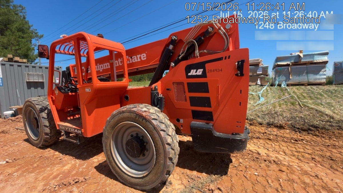 2022 SKYTRAK 8042