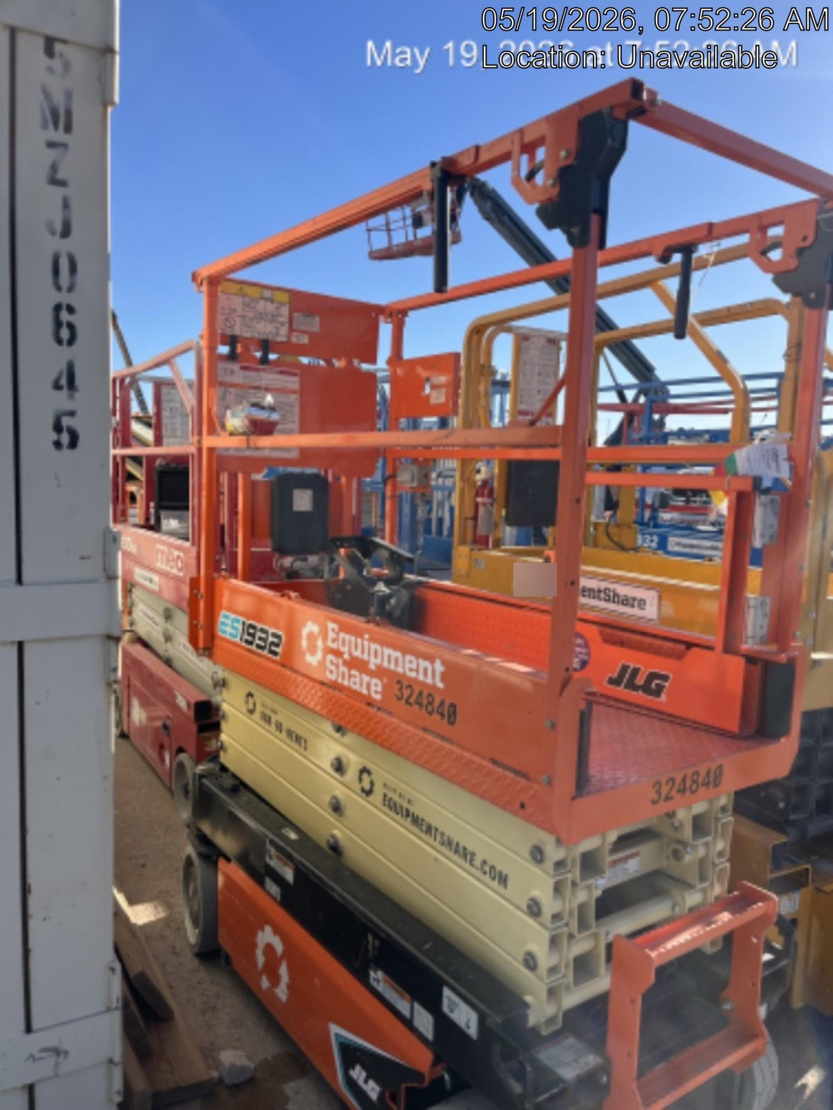2023 JLG ES1932