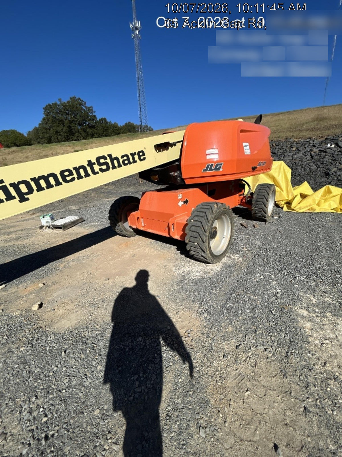 2023 JLG 660SJ
