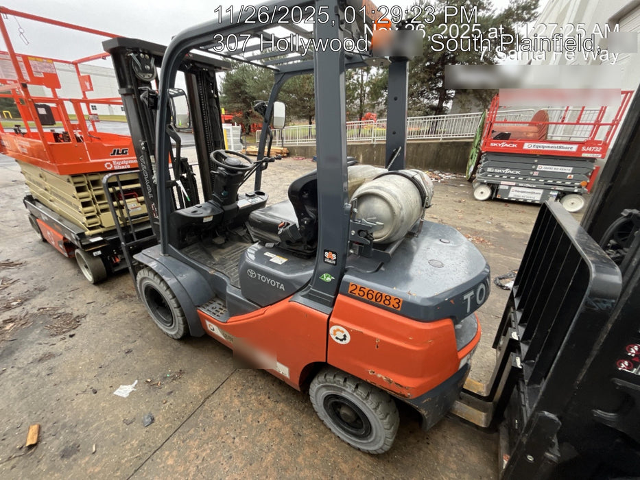 2022 TOYOTA 50-8FGU25