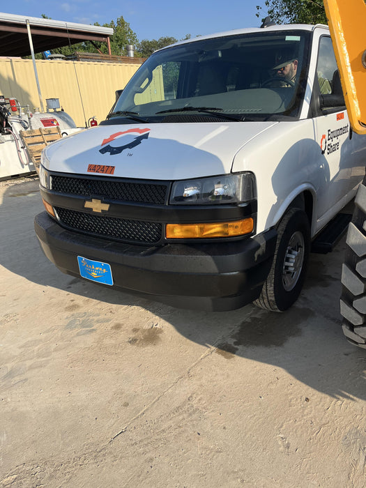 2024 CHEVROLET Express Van - Rental