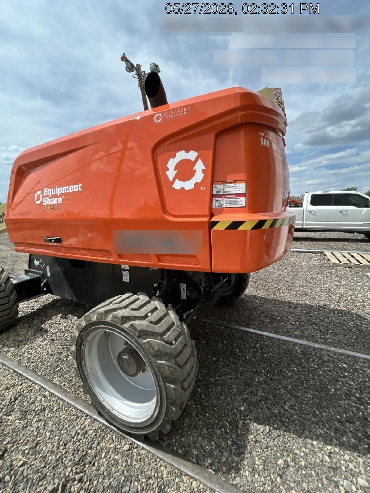 2025 JLG 660SJ