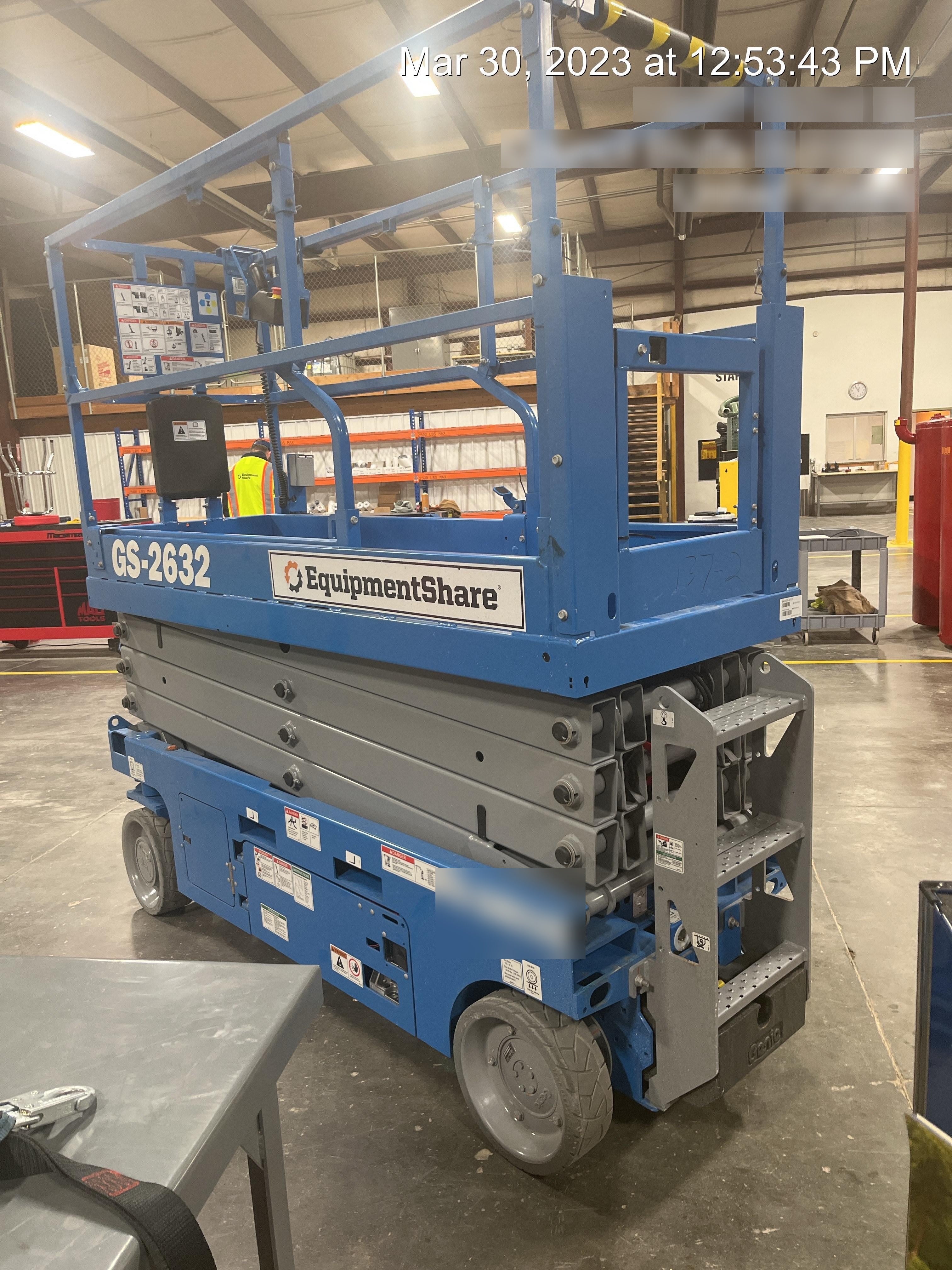 2023 GENIE GS-2632