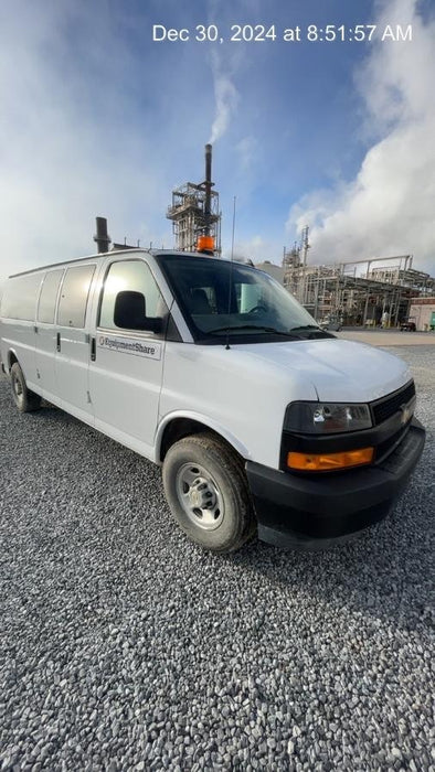 2023 CHEVROLET Express Van - Rental
