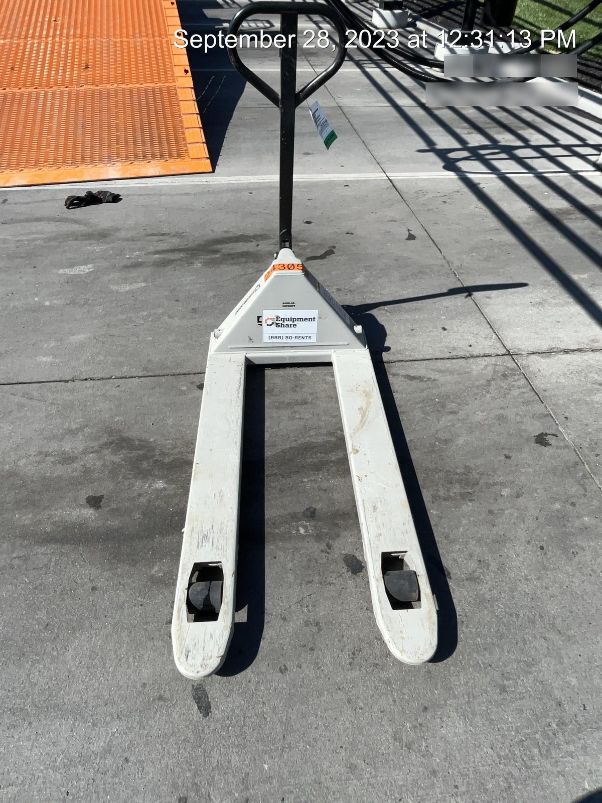 2022 STRONGWAY 4400 lb Pallet Jack