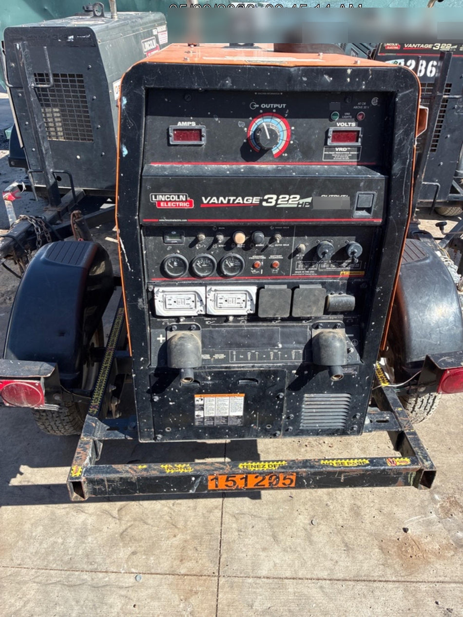 2021 Lincoln Electric Vantage 322 Vantage 322 Ready Pak 3 w/ Telematics & Decals, ORANGE (includes trailer, cable rack, fender light kit)