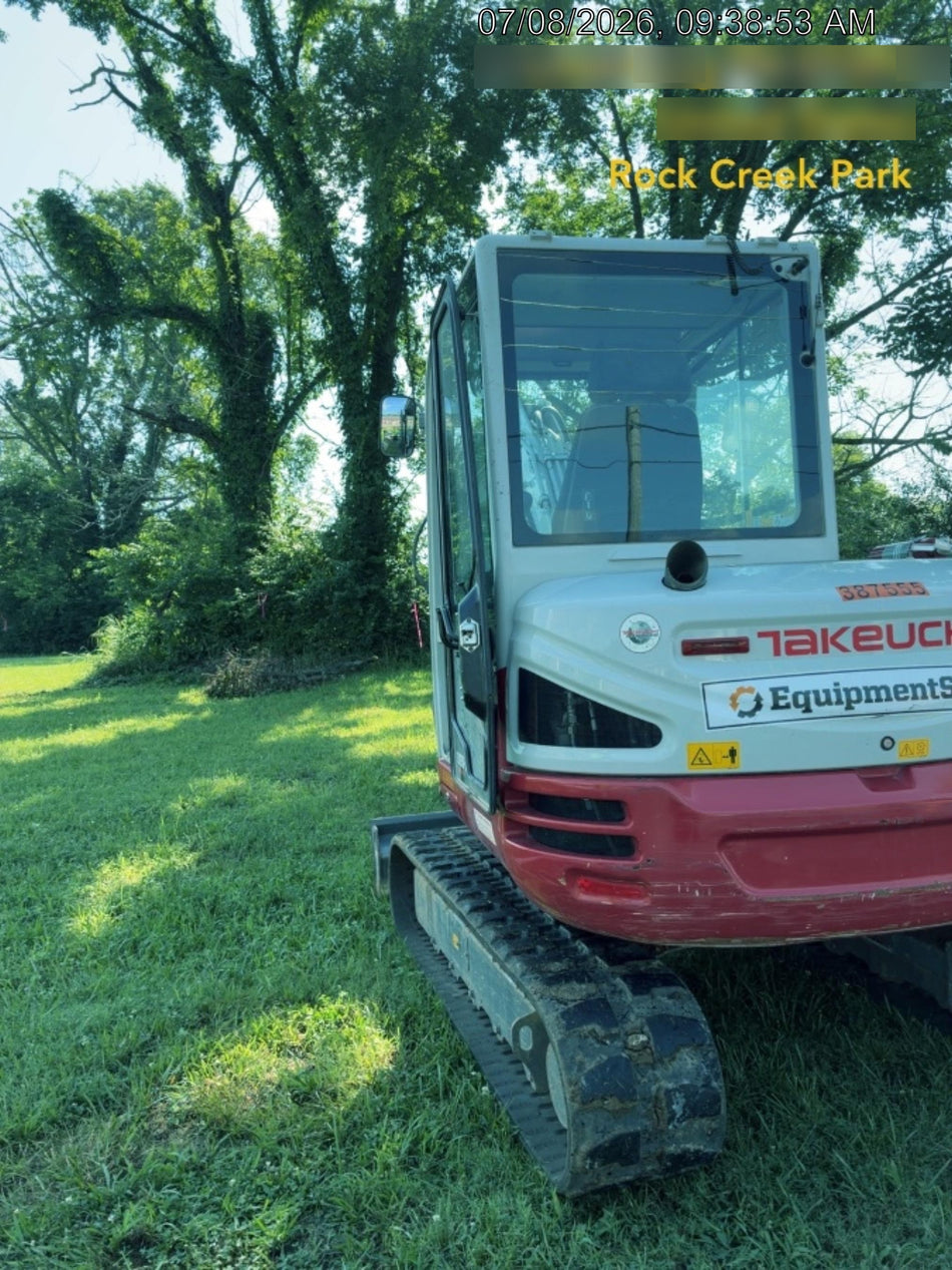 2023 TAKEUCHI TB250-2CR