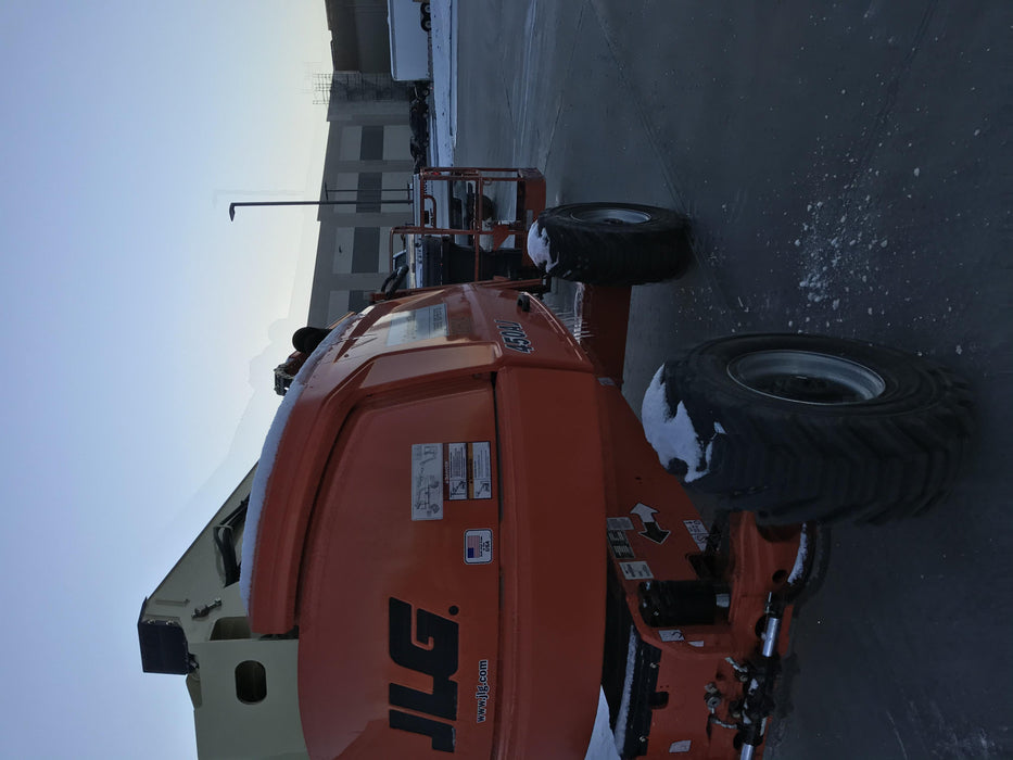 2019 JLG 450AJ