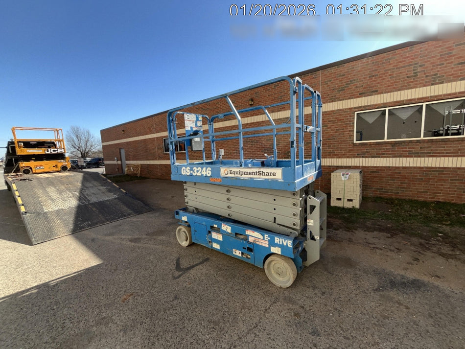 2022 GENIE GS-3246