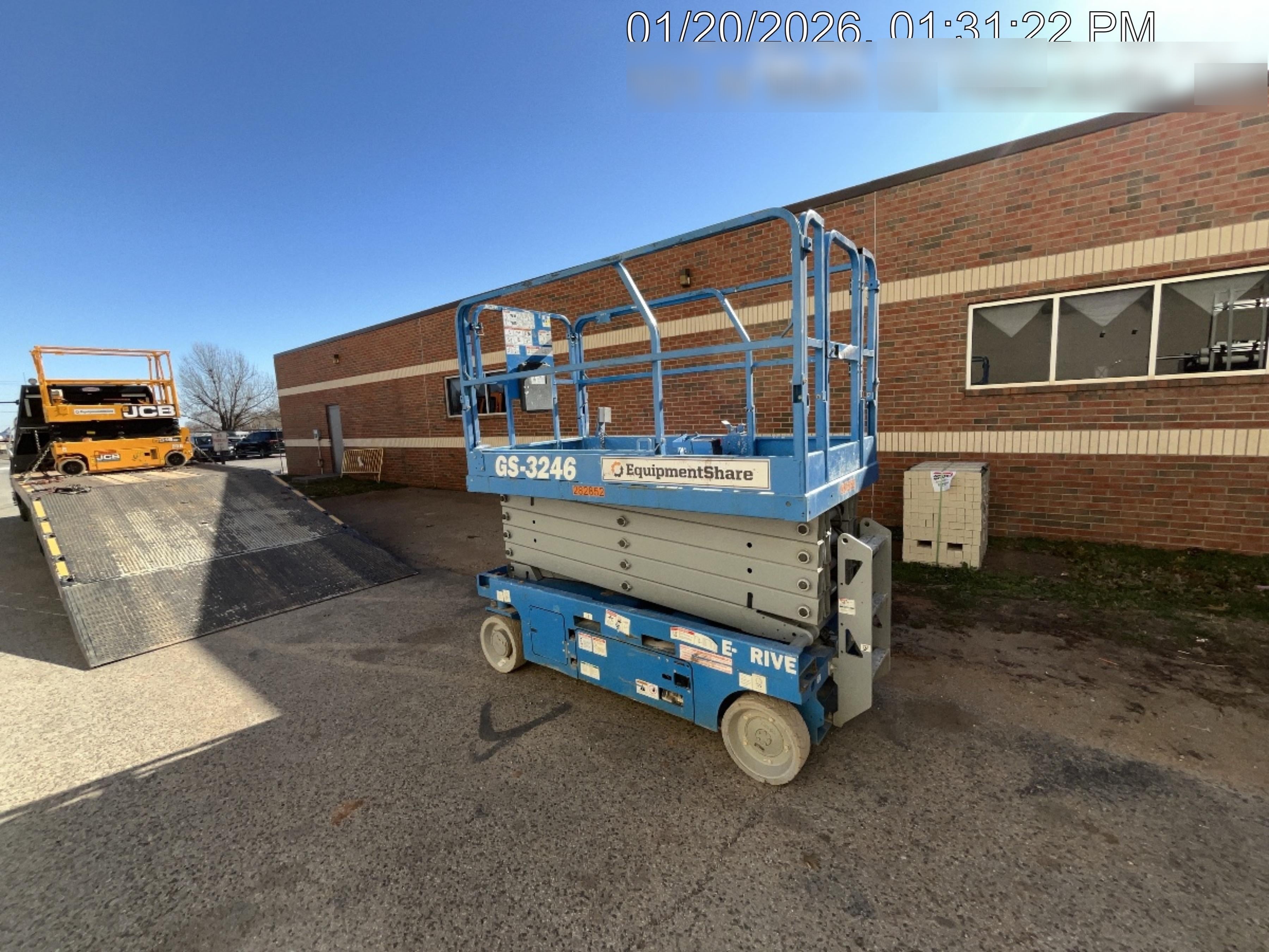 2022 GENIE GS-3246