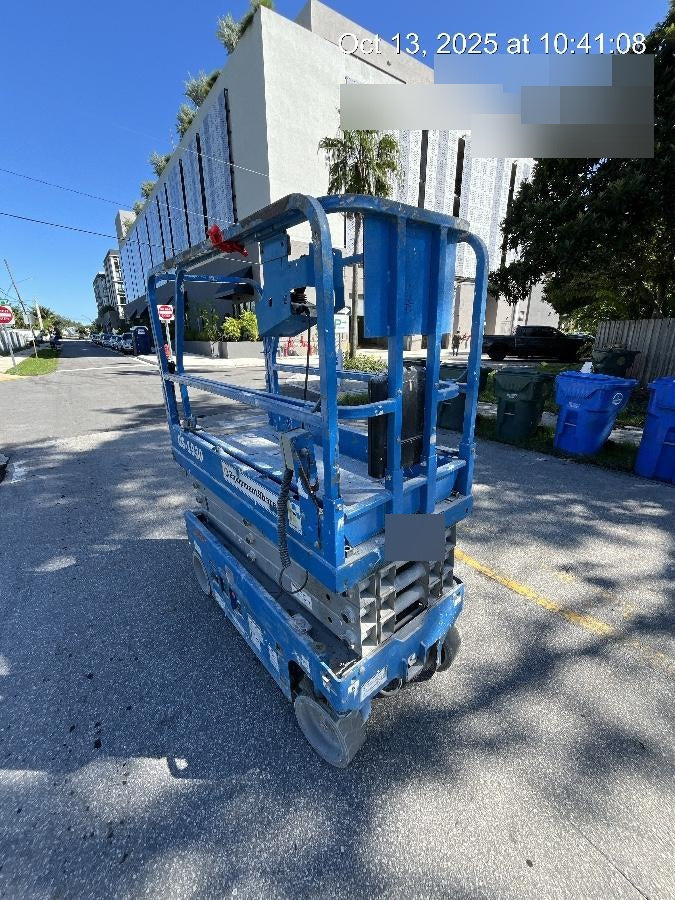 2019 Genie GS-1930 Fixed Rails with Chain Entry