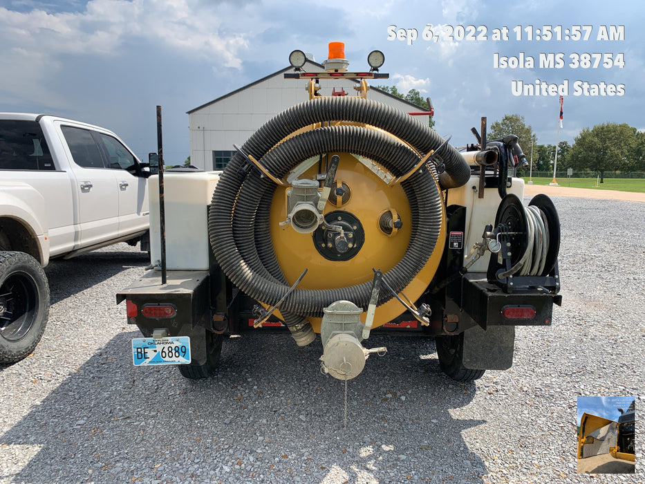 2021 VAC-TRON LP573XDT