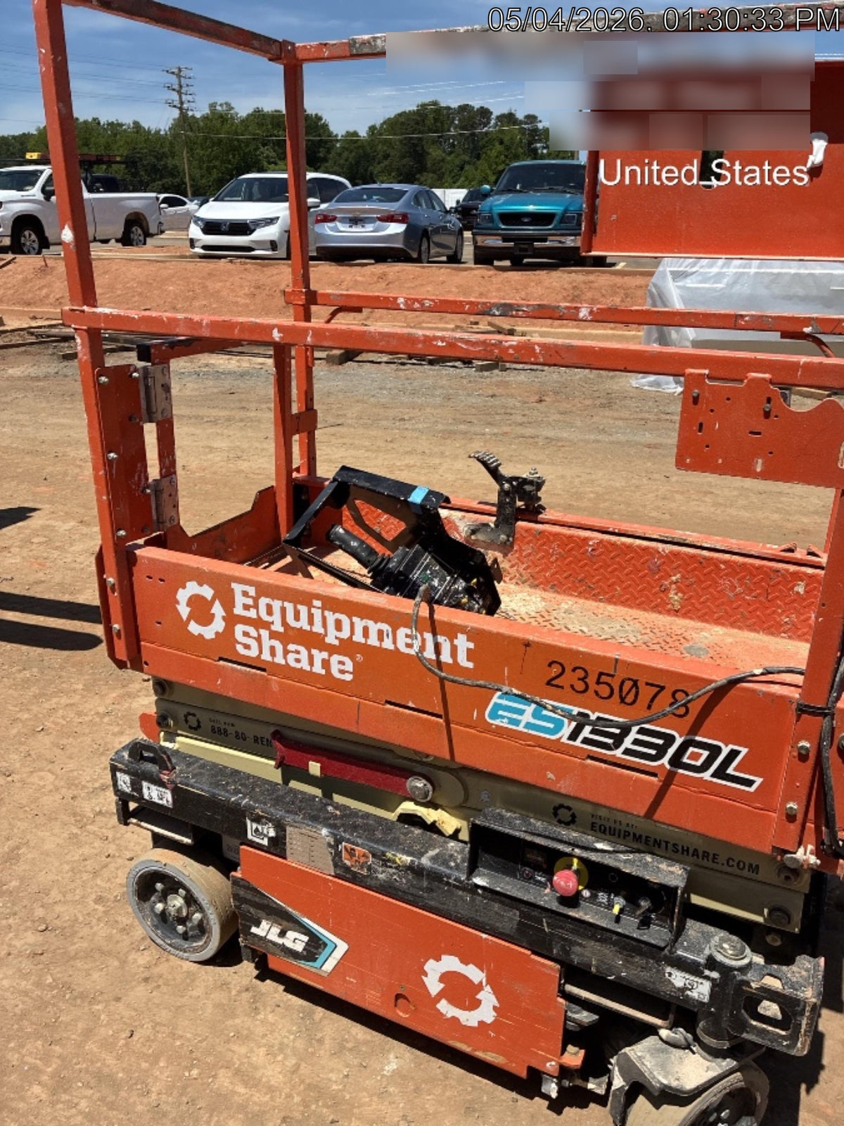 2022 JLG ES1330L
