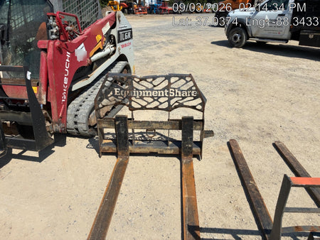2022 PALADIN 48" Pallet Forks - Paladin