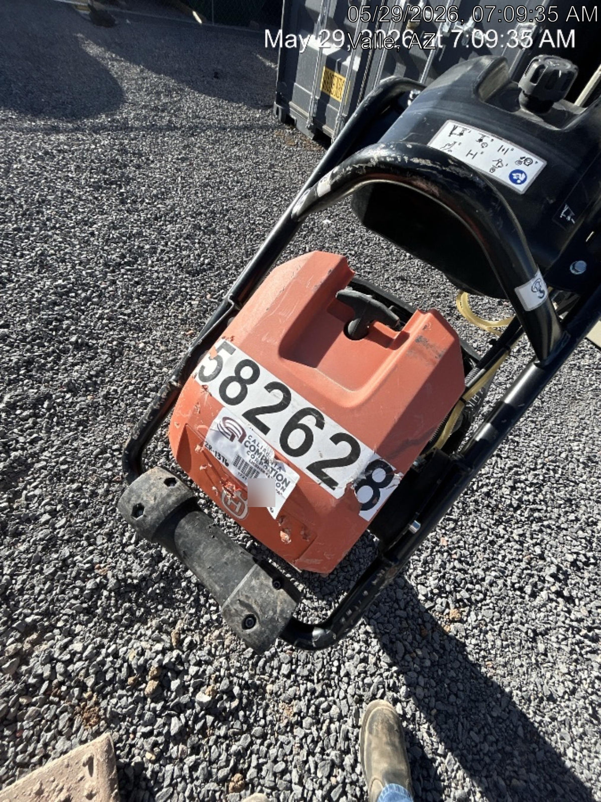2025 HUSQVARNA LT6005