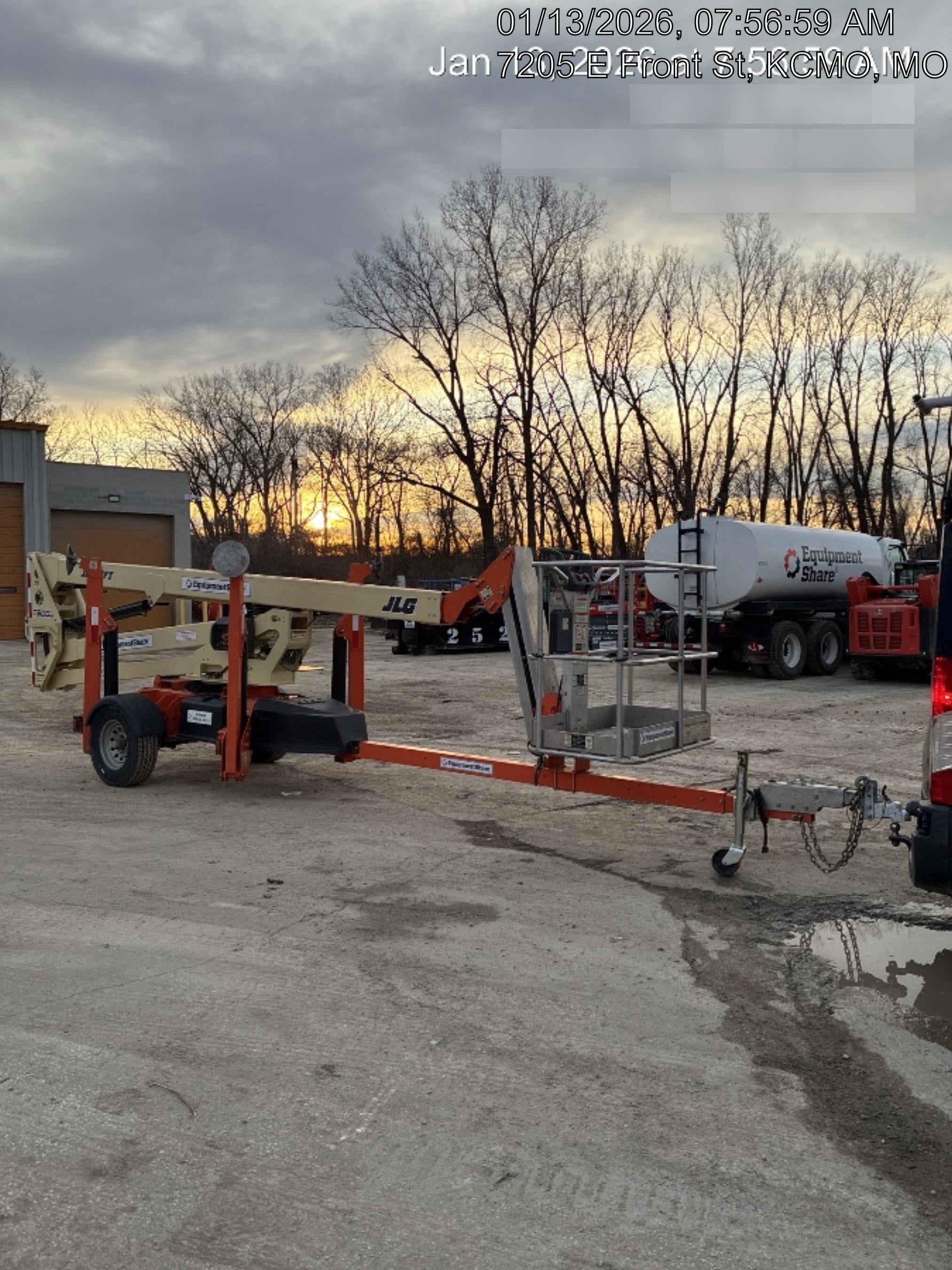 2022 JLG T500J