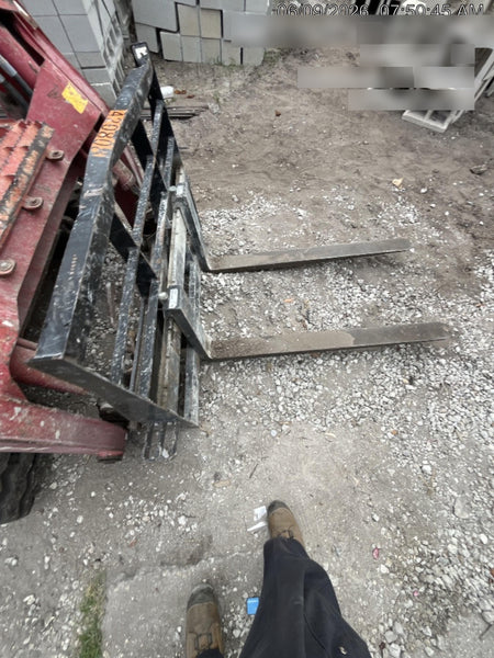 2024 ARROW MATERIAL HANDLING FS5100CB - 72"