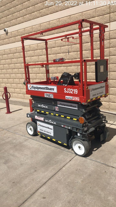 2021 SKYJACK SJ3219