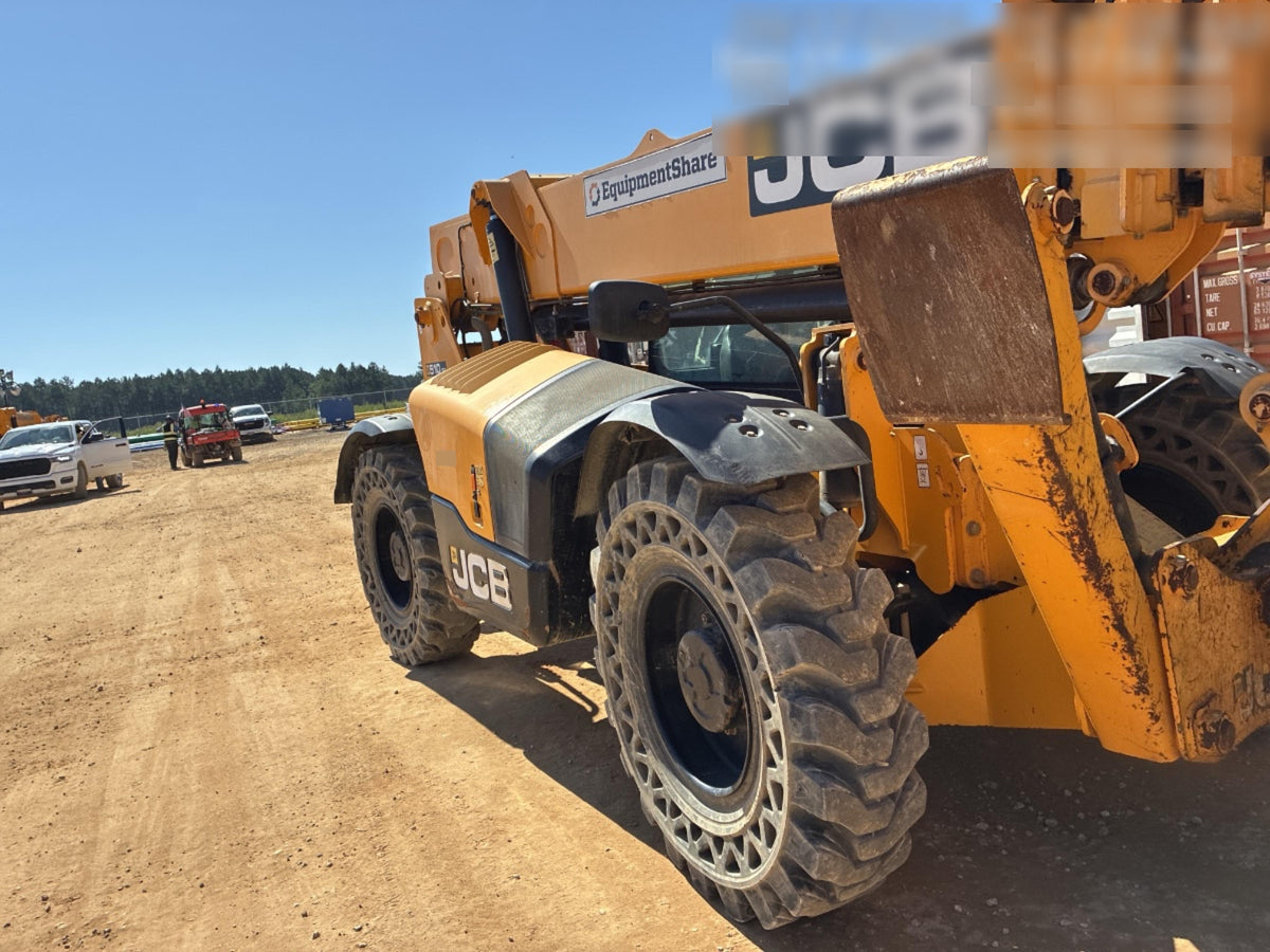 2021 JCB 510-56