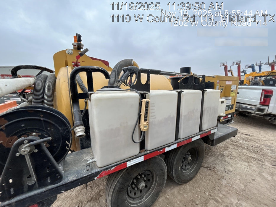 2023 Vac-Tron LP573XDT T4 Koehler Diesel Engine, 500 Gallon Debris Tank, x2 100 Gallon Water Tanks