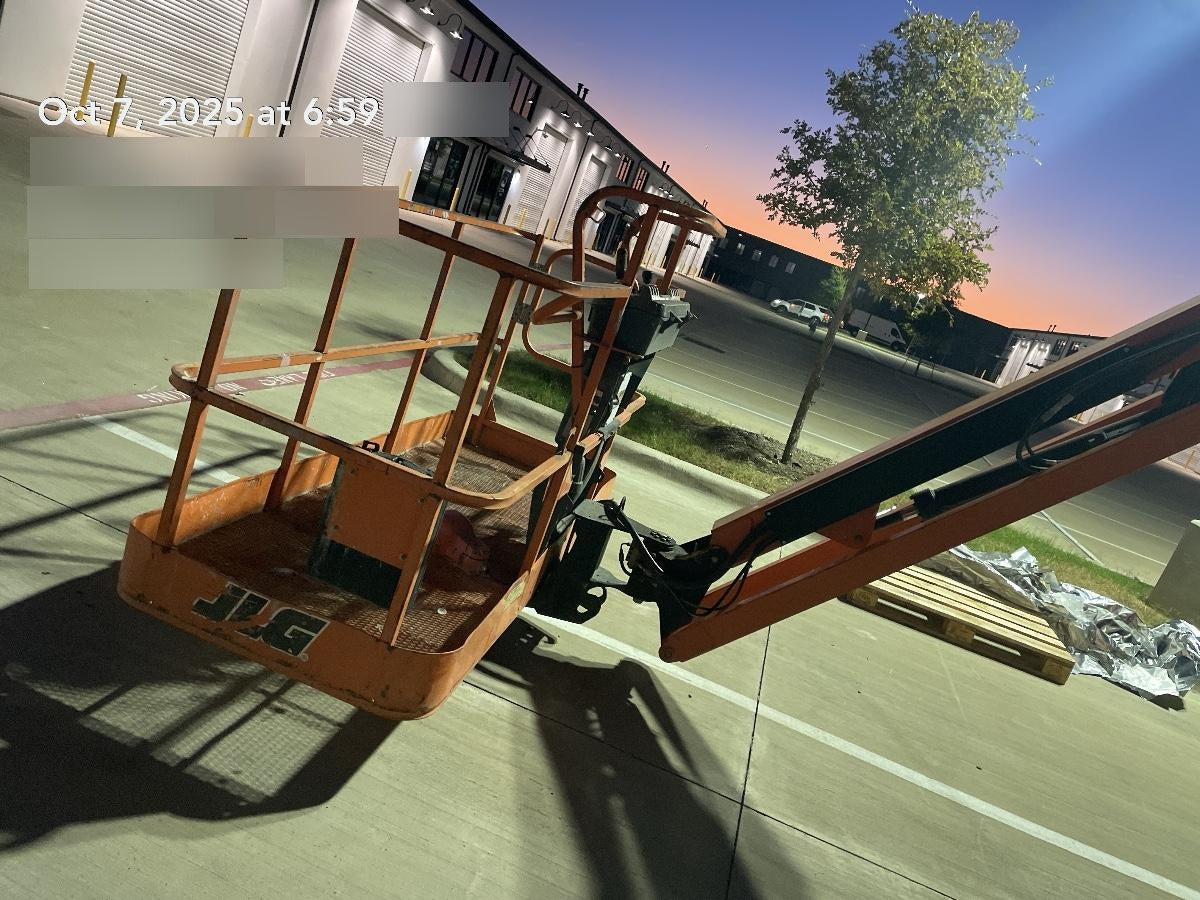 2020 JLG 460SJ