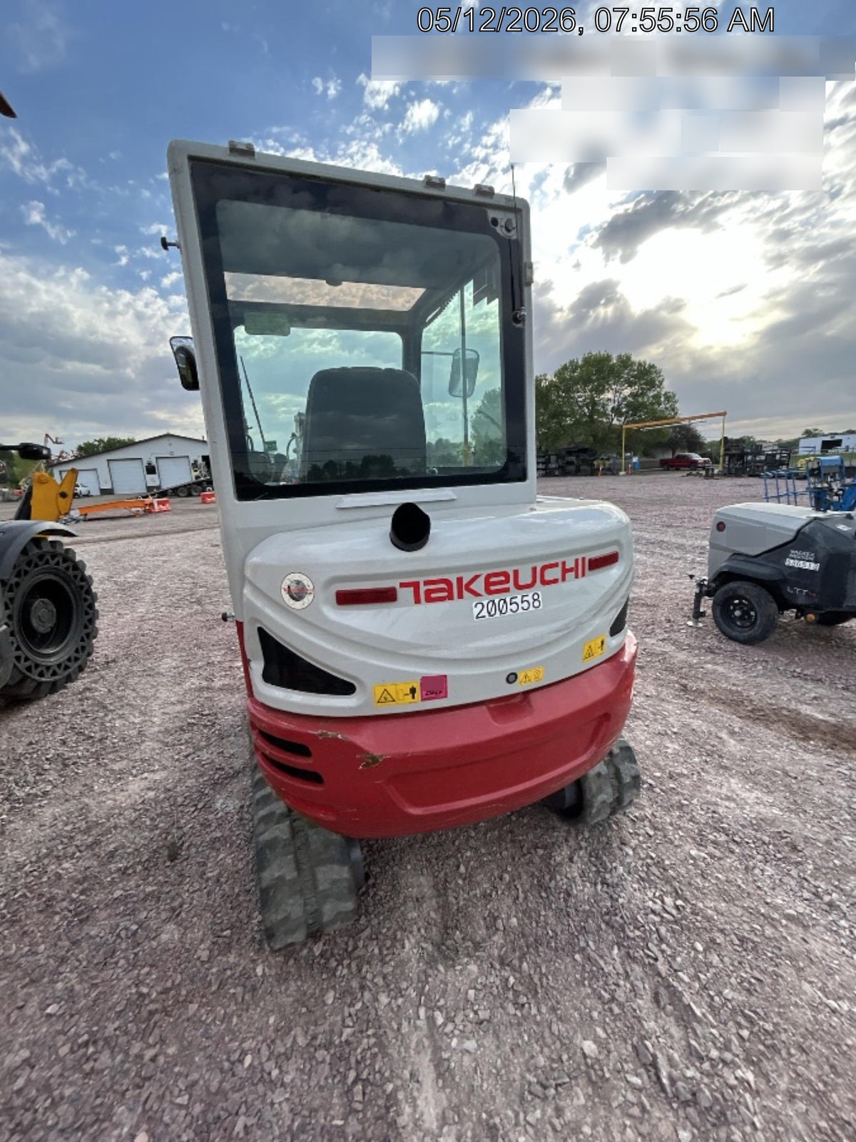 2022 TAKEUCHI TB235-2CR