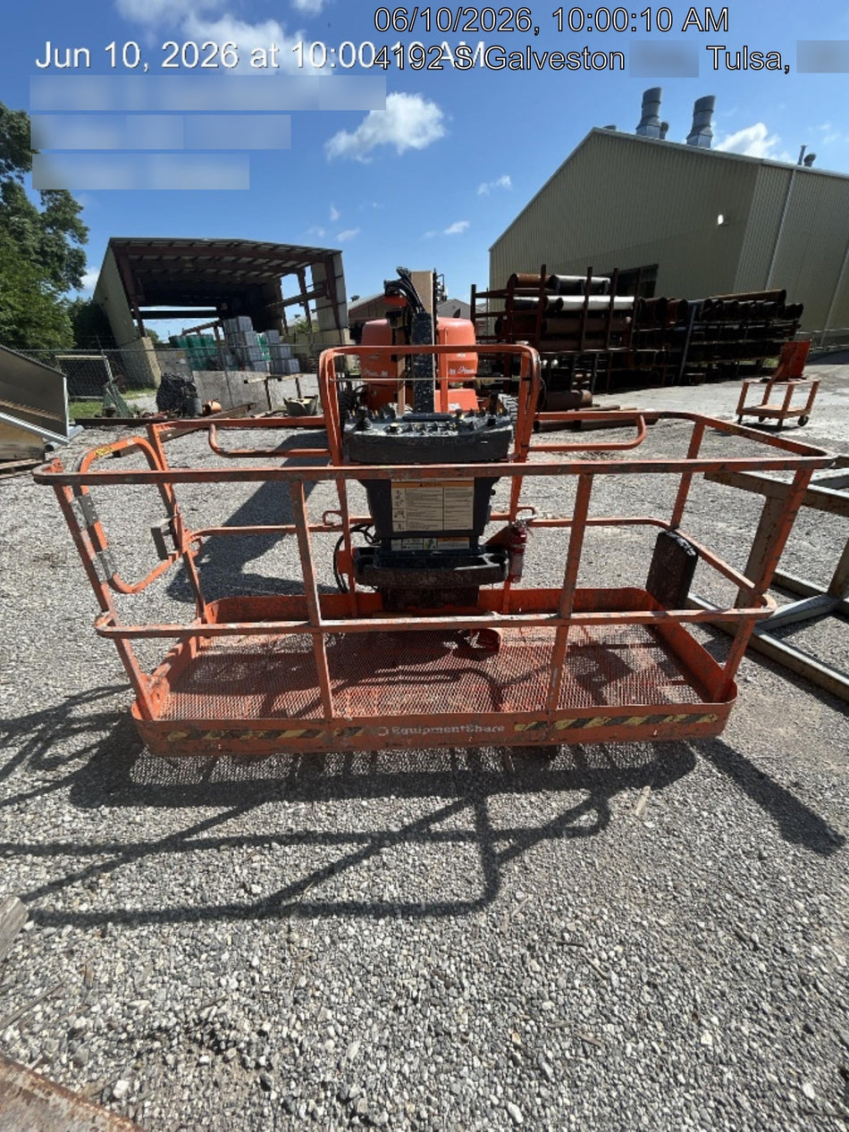 2022 JLG 660SJ