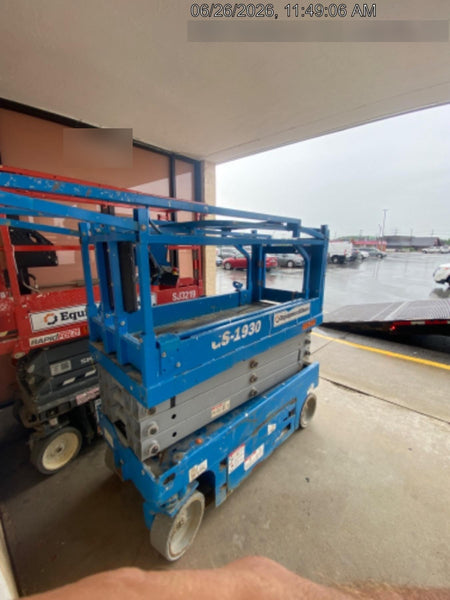 2020 Genie GS-1930 Solid Non Marking Tires, Beacon, Folding rails with half height swing gate